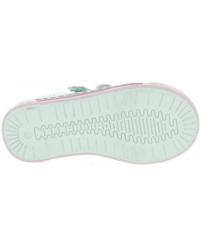 Roomy gym shoes for toddler with good arch