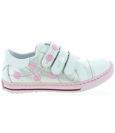 Youth quality shoes with arches Youth quality shoes with arches