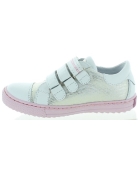 Youth quality shoes with arches