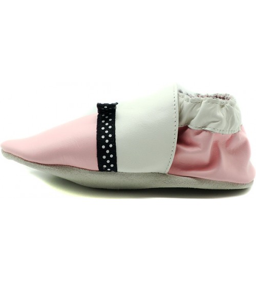 Slippers for babies by Robeez