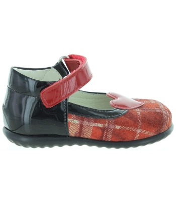 Kids shoes pronation and flat feet from Italy