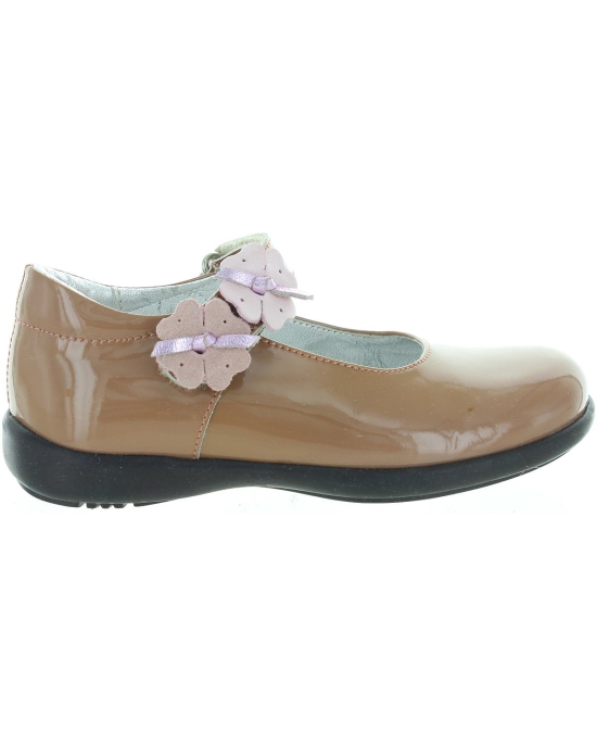 Girls shoes from Italy with good arch