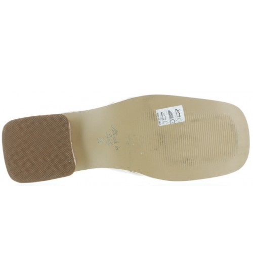 Dress shoes for an older girl in pink 