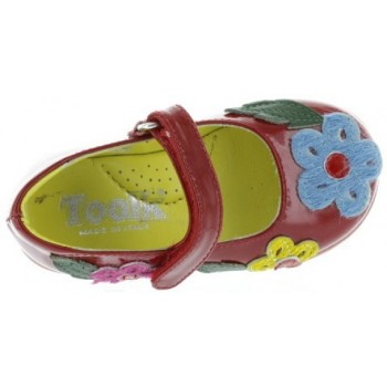 Supportive shoes for a toddler from Italy that are quality