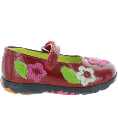 Special red shoes from Italy with support