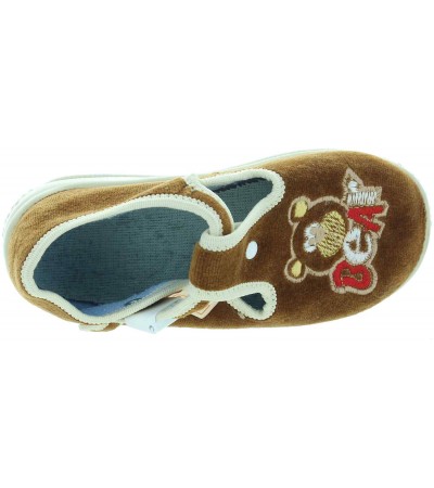 House footwear with good support for children