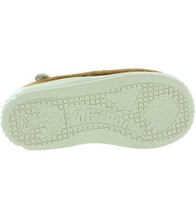 House footwear with good support for children